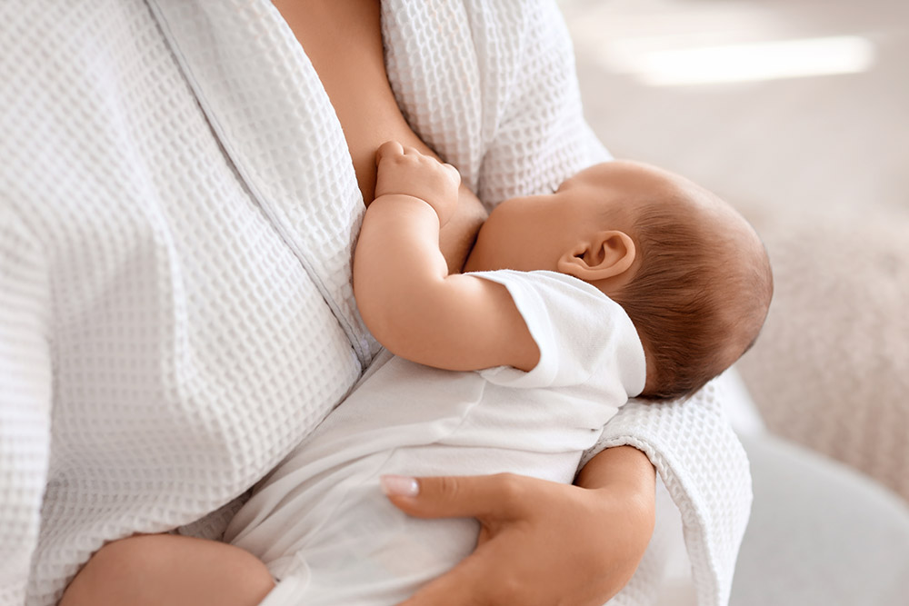 Can You Breastfeed After Breast Reduction | Breastfeeding After Breast Reduction | Breast Reduction and Breastfeeding